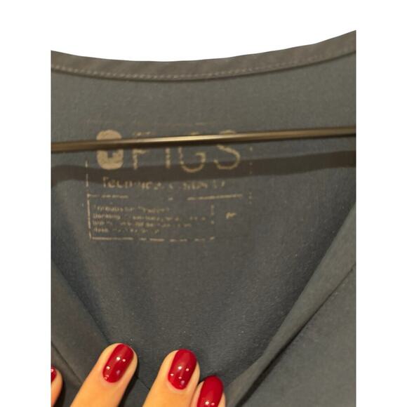 Figs Women’s Casma Three-Pocket Scrub Top Size Medium In Navy‎ Blue - Picture 4 of 5